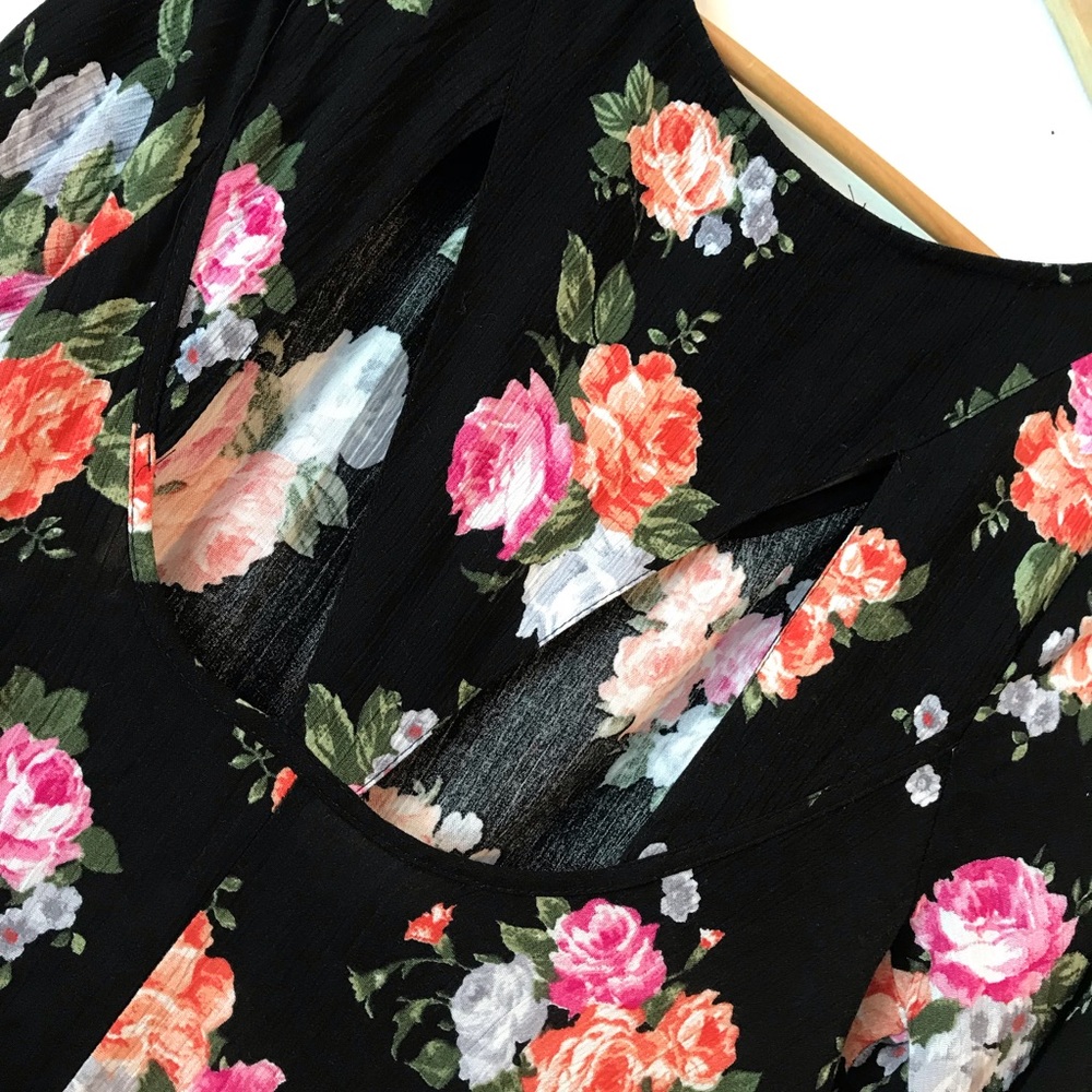 Flower print Dress - Picture 3 of 3